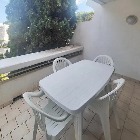Beautiful In With Swimming Pool Appartamento La Grande-Motte